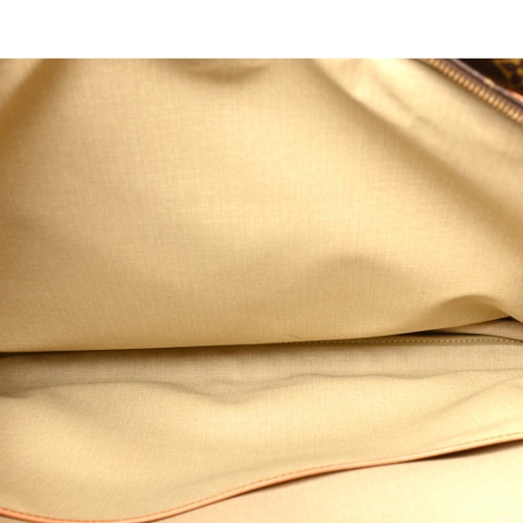 LOUIS VUITTON
Monogram Alize 24 Heures Luggage - Picture 5 of 12